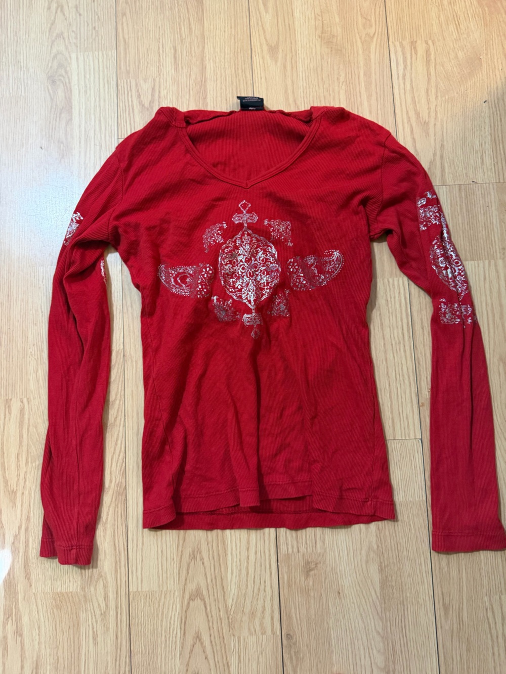 Red Long-Sleeve Graphic Tee with Silver Foil Detail and hood Y2K vintage